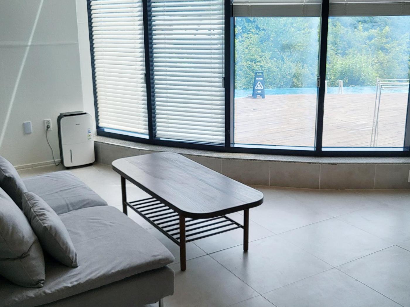 Penatess Pool Villa Chungju Eksteriør billede