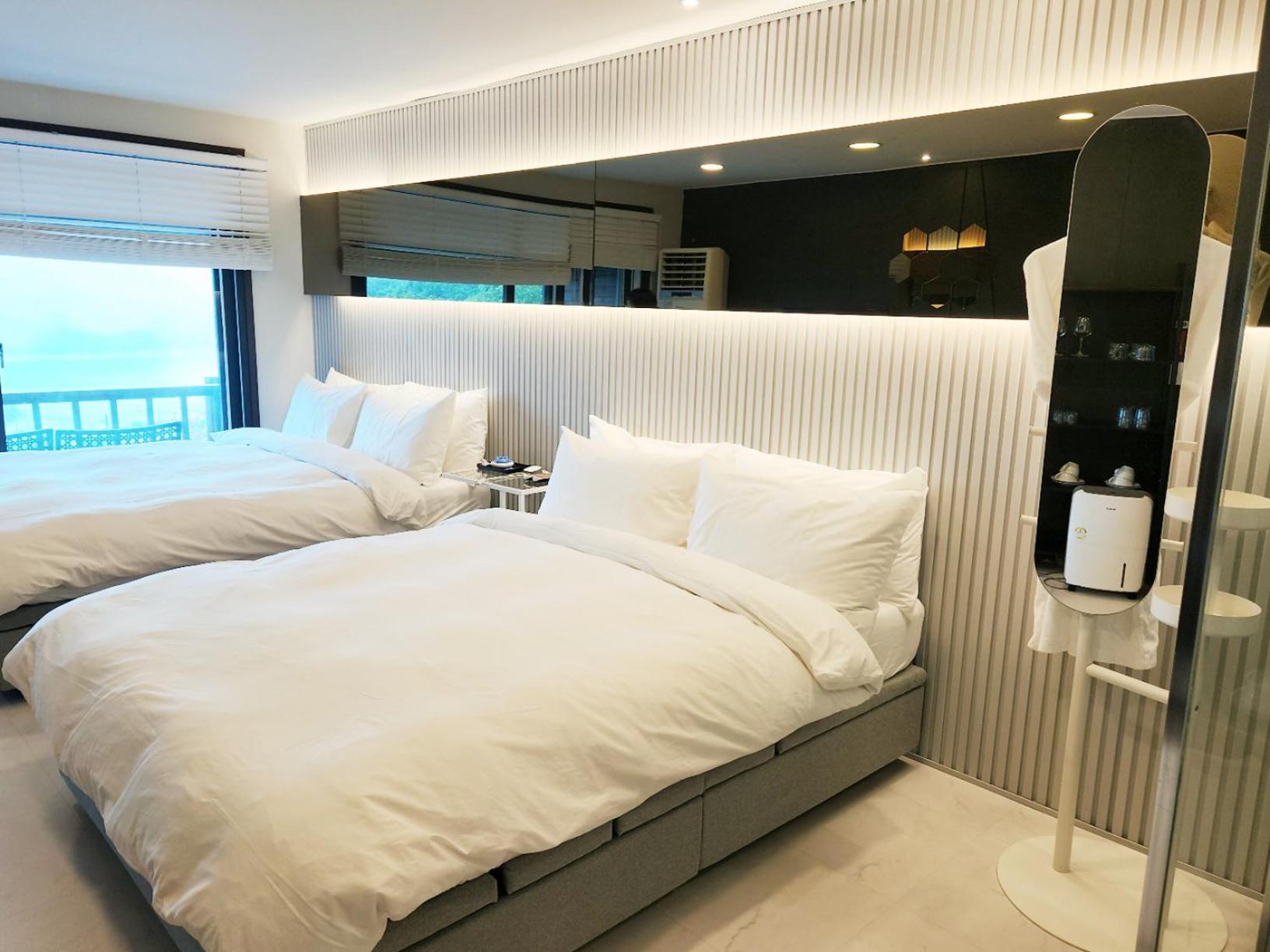 Penatess Pool Villa Chungju Eksteriør billede