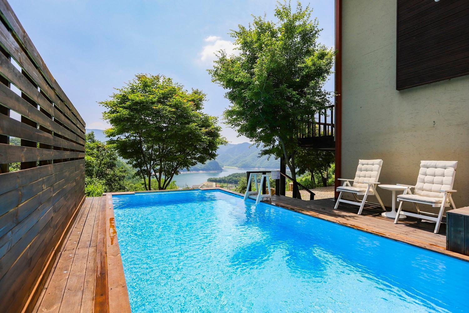 Penatess Pool Villa Chungju Eksteriør billede