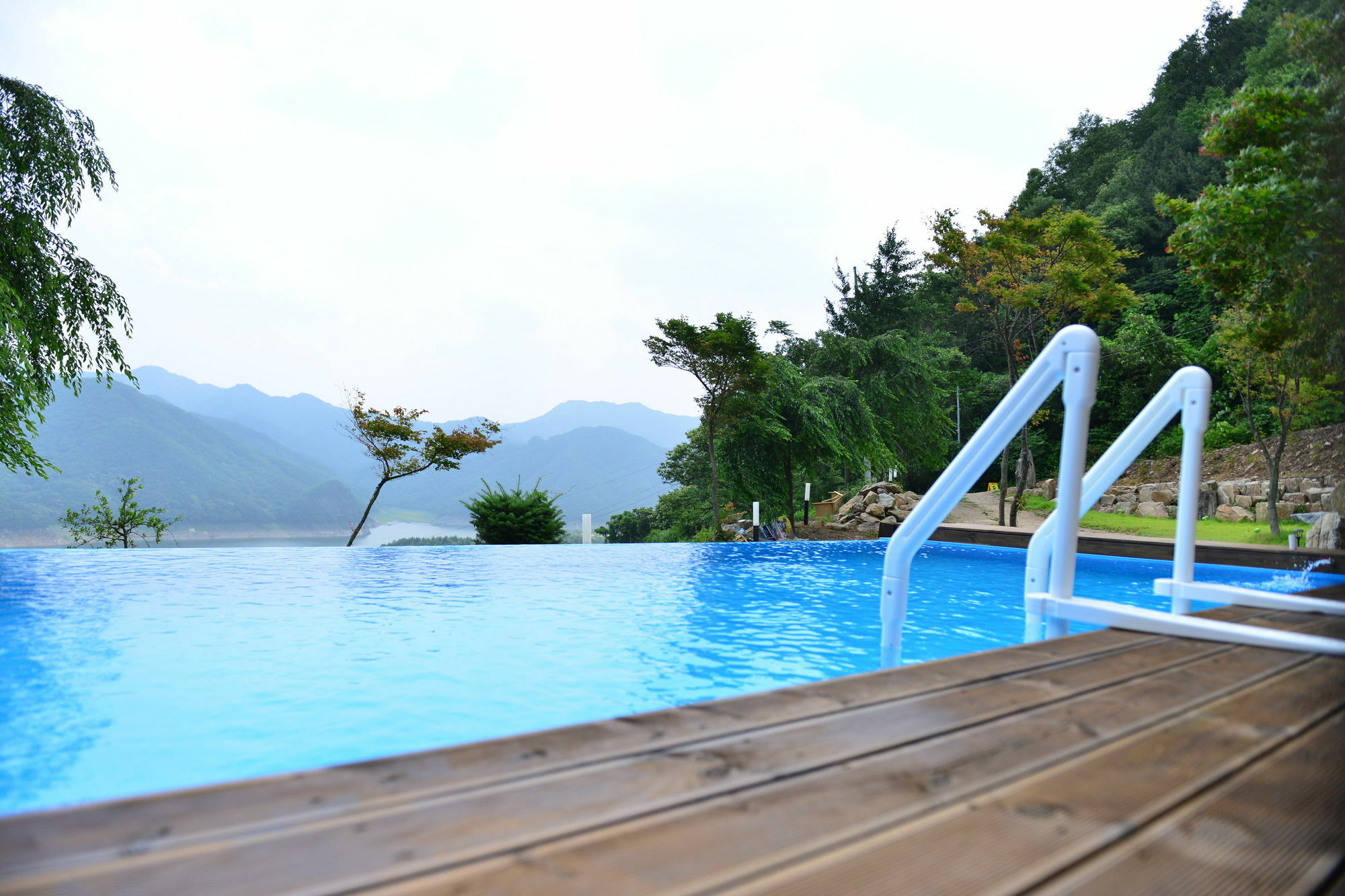 Penatess Pool Villa Chungju Eksteriør billede